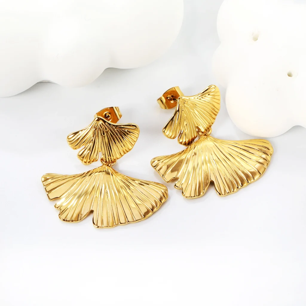 Shelldance Earrings - Stories in Steel